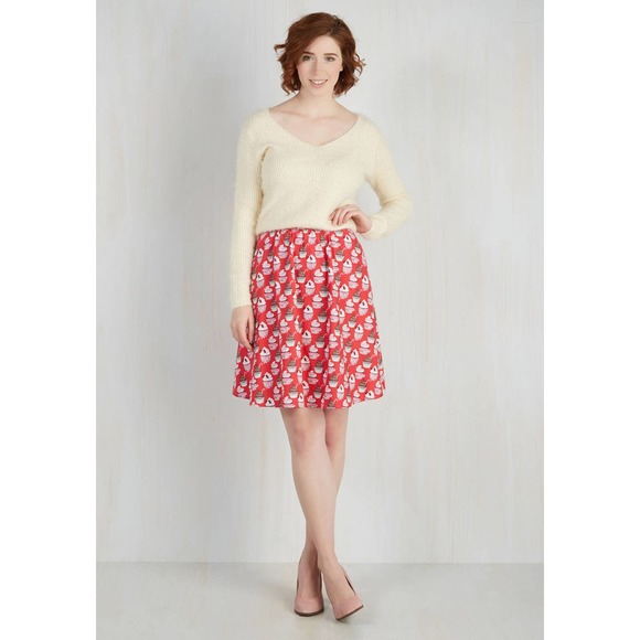 🧁❤️ ModCloth Baking Spirits Bright Cupcake Skirt - Picture 2 of 7